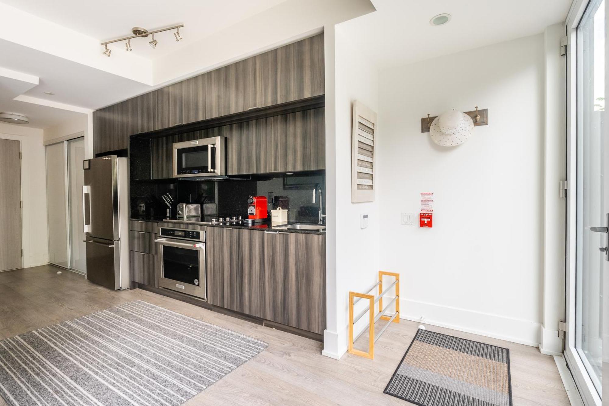 Spacious Corner Apartment Downtown Toronto Luaran gambar