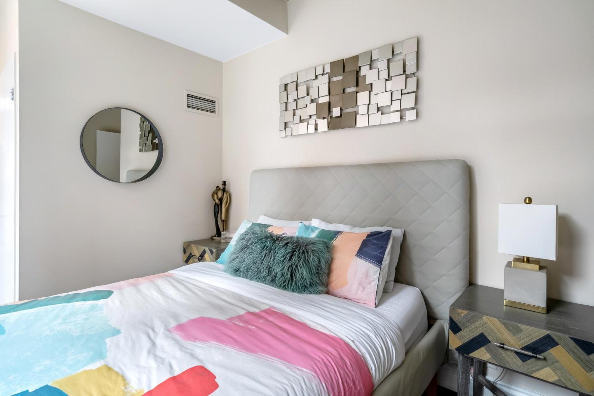 Spacious Corner Apartment Downtown Toronto Luaran gambar