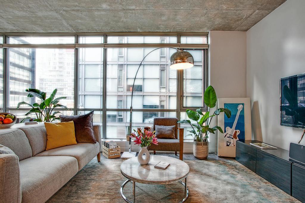 Spacious Corner Apartment Downtown Toronto Luaran gambar